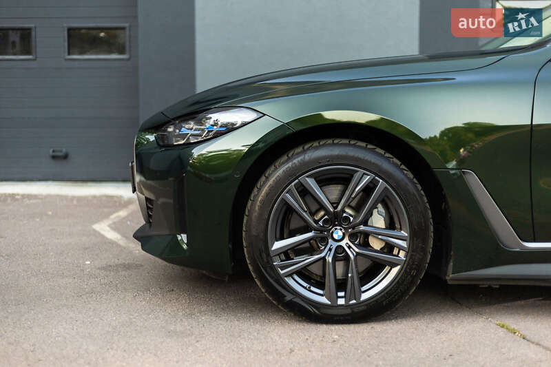 Купе BMW i4 2022 в Киеве