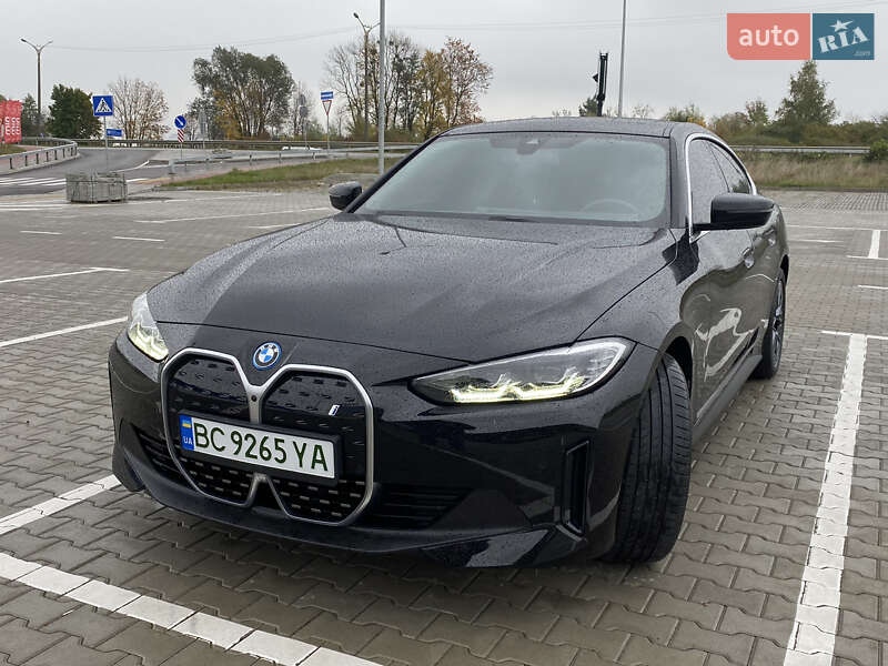 Купе BMW i4 2023 в Львове