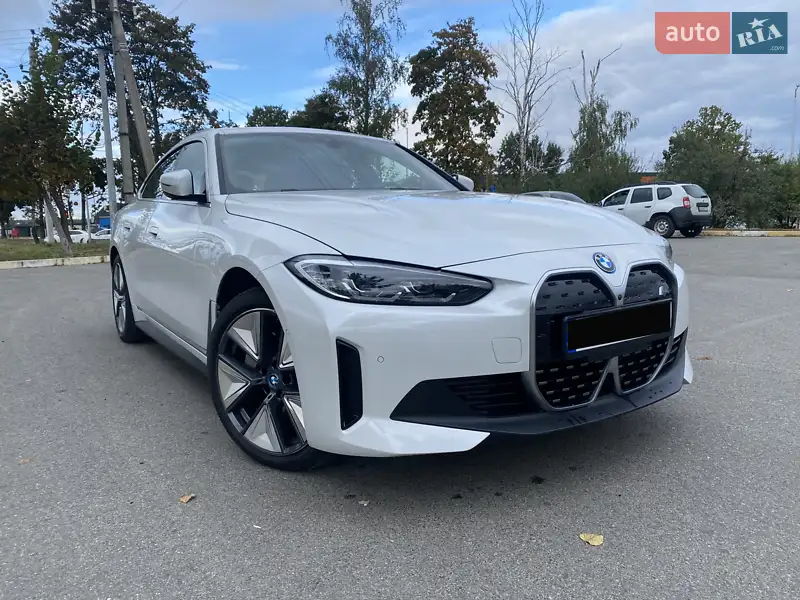 Купе BMW i4 2022 в 