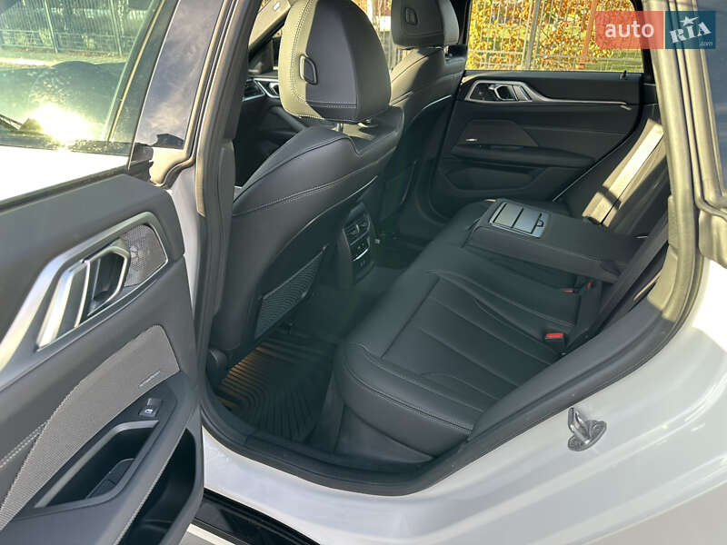 Купе BMW i4 2023 в Киеве