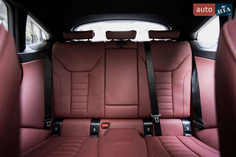 Купе BMW i4 2023 в Києві