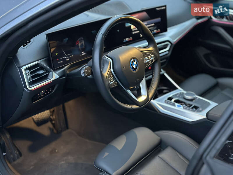 Купе BMW i4 2023 в Києві
