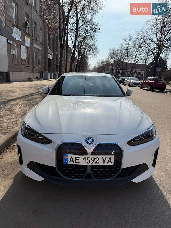 Купе BMW i4 2022 в Кривом Роге фото 6 Купе BMW i4 2022 в Кривом Роге