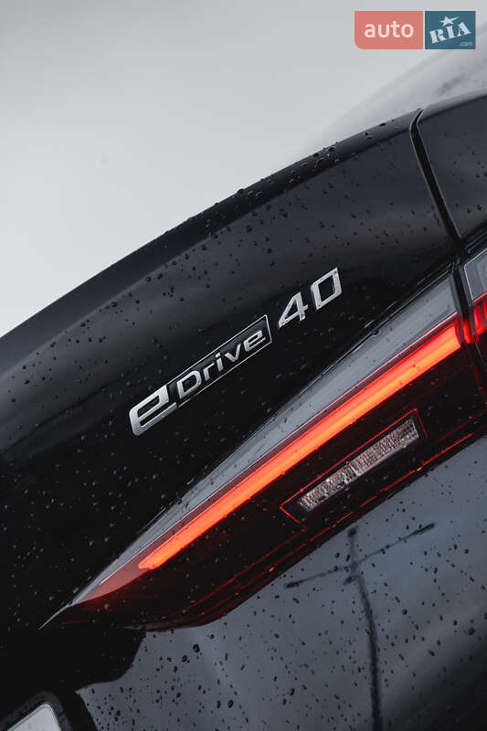 Купе BMW i4 2023 в Львові