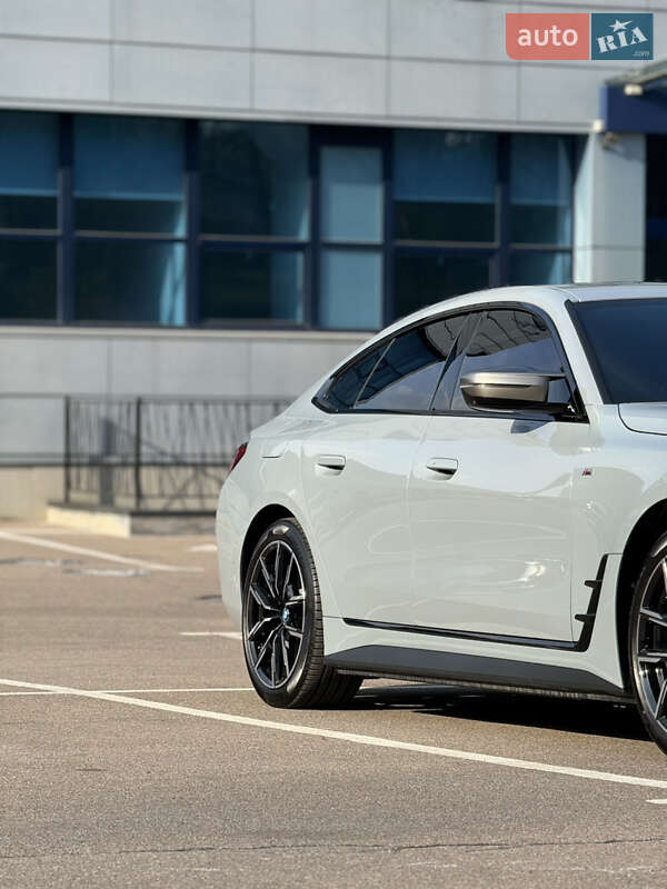 Купе BMW i4 2023 в Киеве