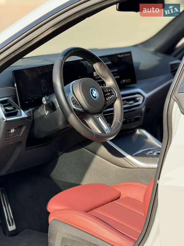 Купе BMW i4 2023 в Киеве
