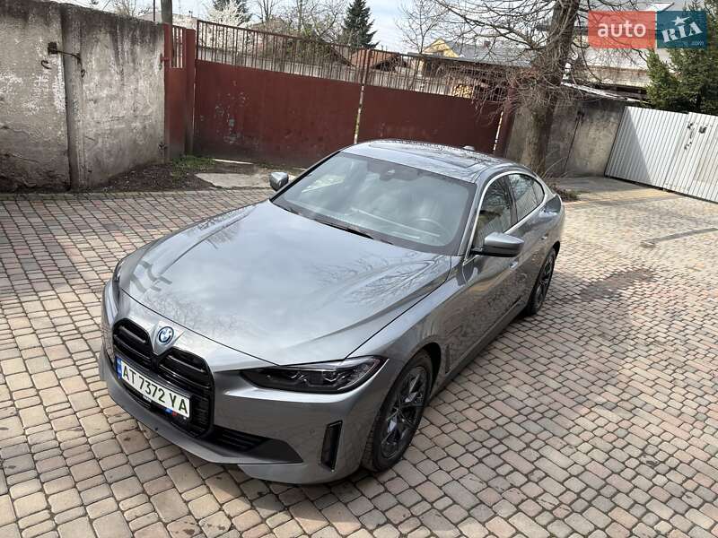Купе BMW i4 2023 в Коломые