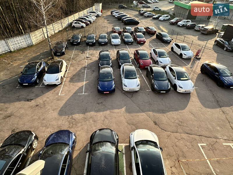 Купе BMW i4 2022 в Киеве