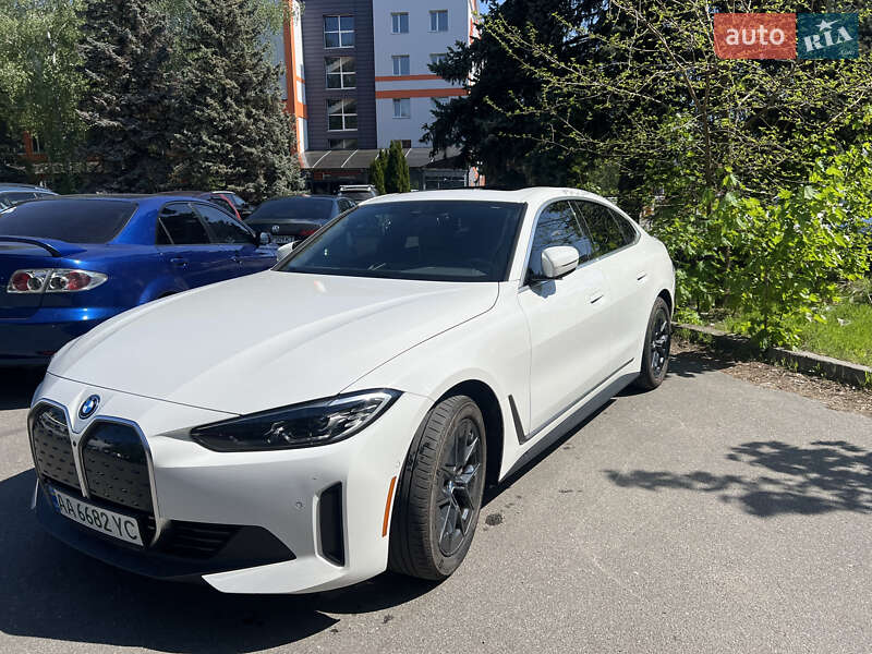 Купе BMW i4 2023 в 