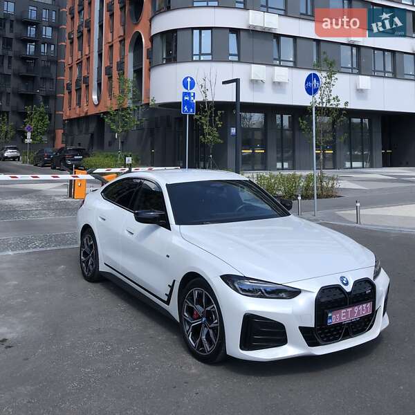 BMW i4 2023