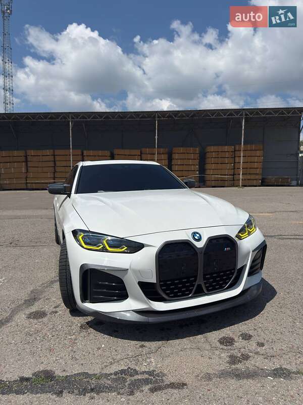 Купе BMW i4 2022 в Миколаєві