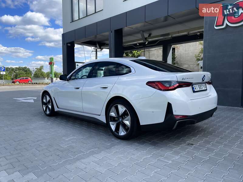 Купе BMW i4 2022 в Киеве