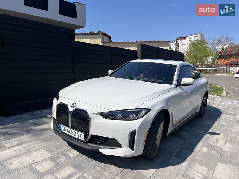 Купе BMW i4 2023 в 