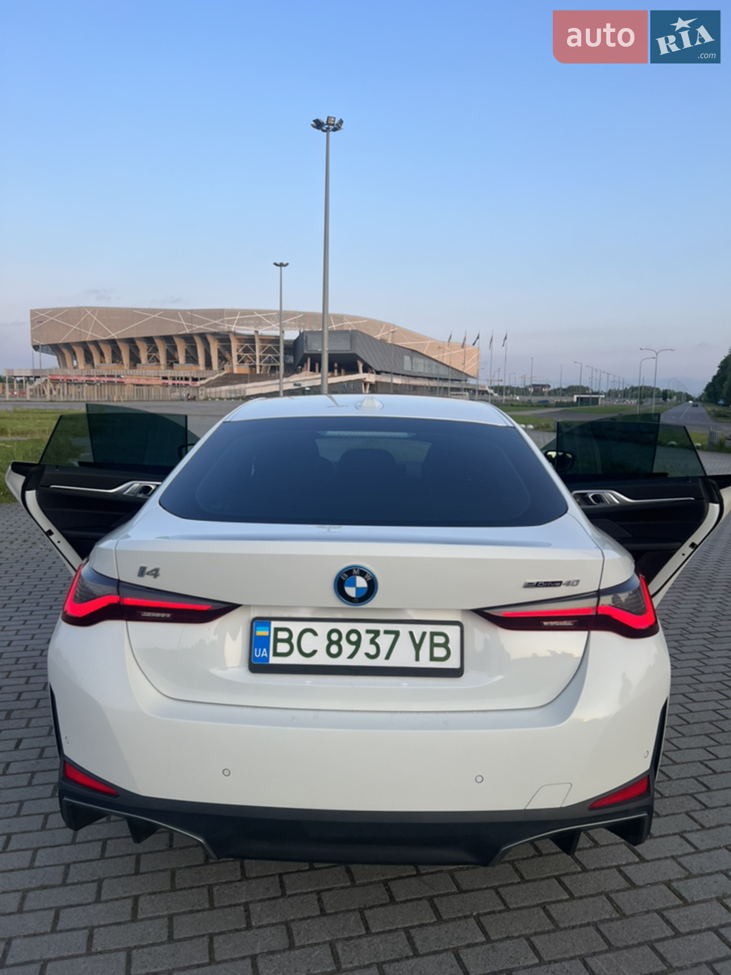 2022 BMW i4 - мініатюра 15