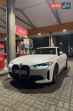 Купе BMW i4 2022 в Львове