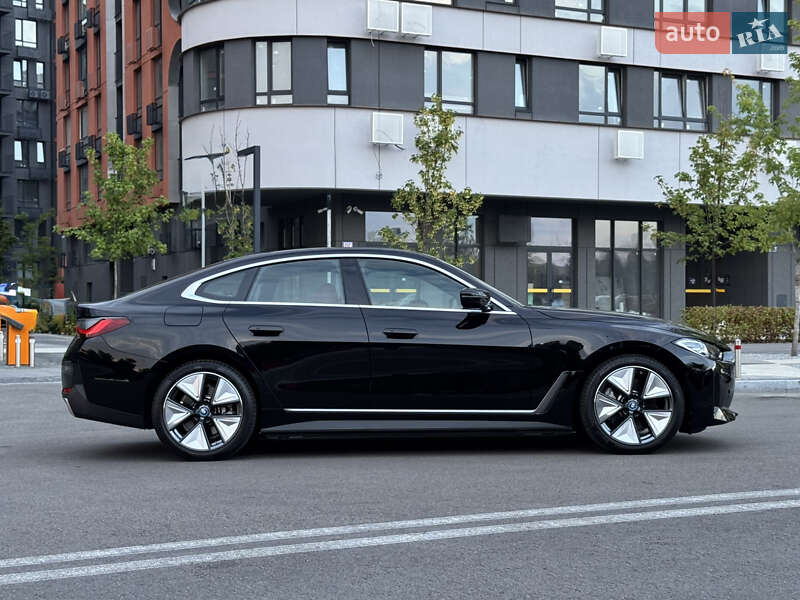 Купе BMW i4 2023 в Києві