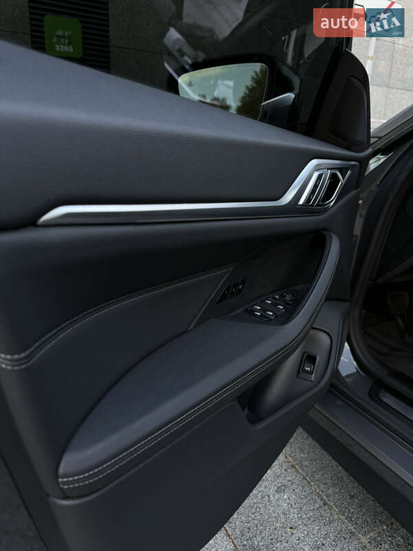 Купе BMW i4 2022 в Киеве