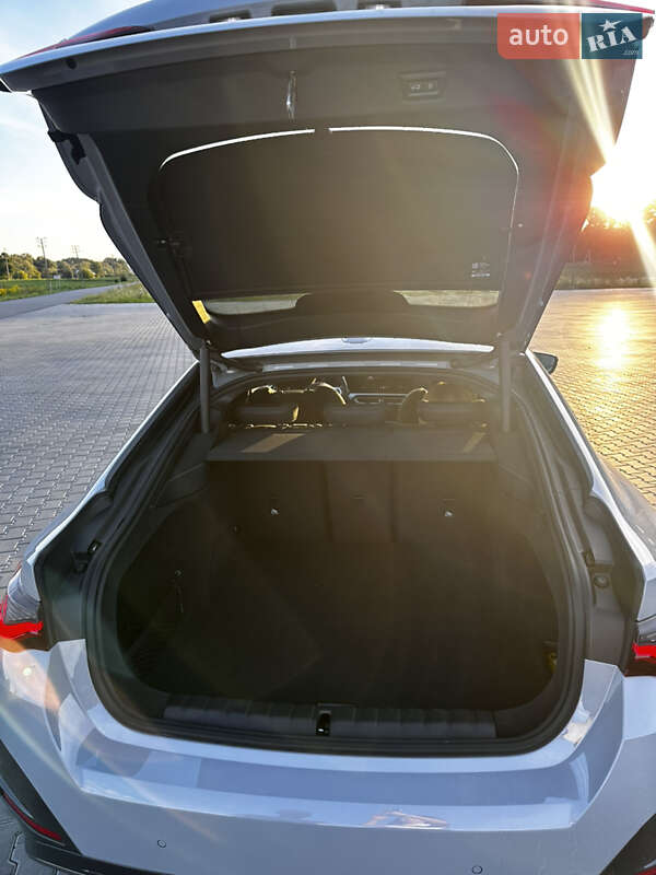 Купе BMW i4 2023 в Черновцах