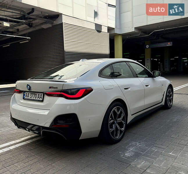 Купе BMW i4 2023 в Киеве фото 6 Купе BMW i4 2023 в Киеве