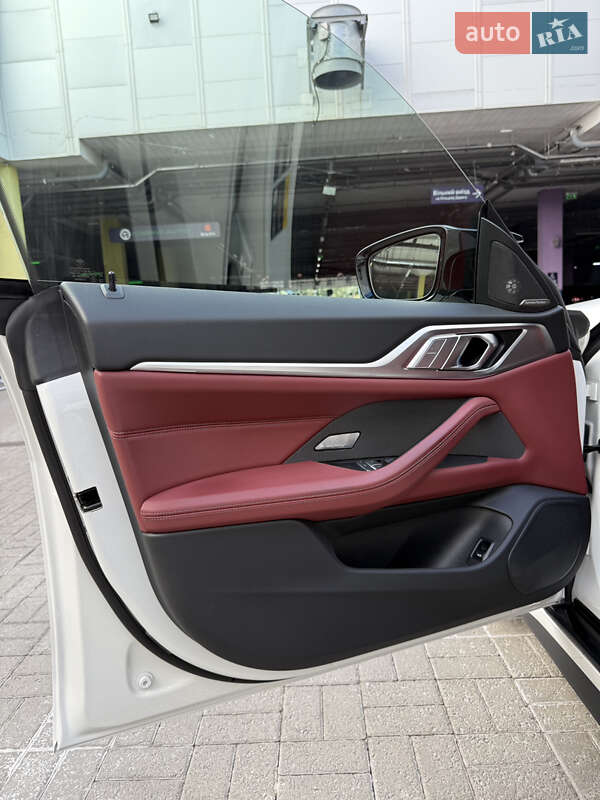 Купе BMW i4 2023 в Киеве фото 14 Купе BMW i4 2023 в Киеве