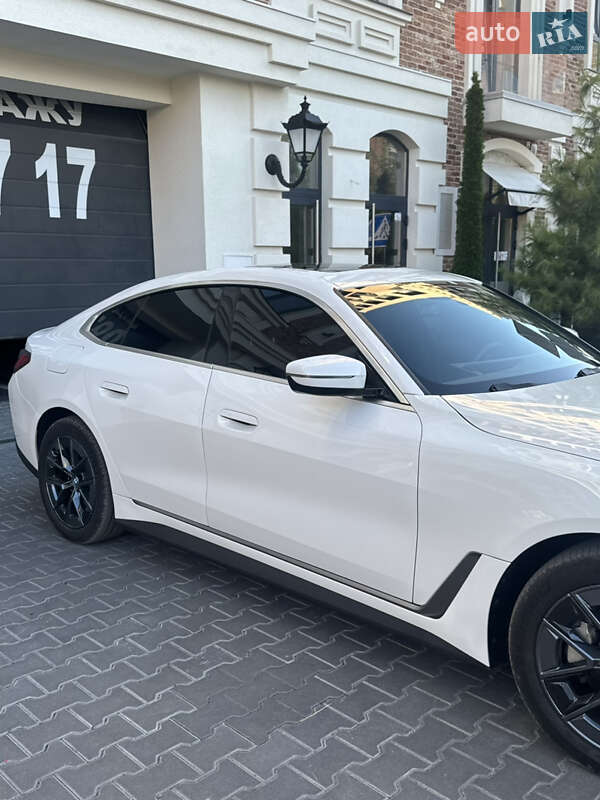 Купе BMW i4 2023 в Белой Церкви