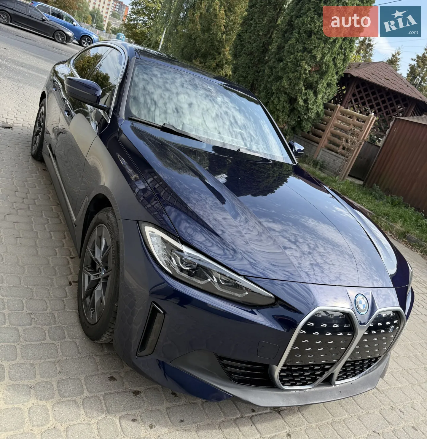 2022 BMW i4 - фото 1
