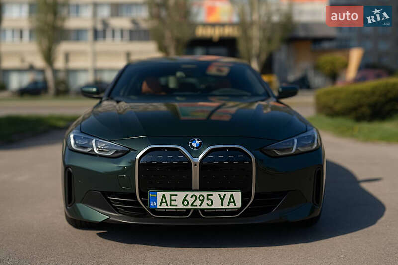 Купе BMW i4 2023 в Дніпрі