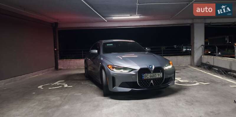 Купе BMW i4 2023 в Львове