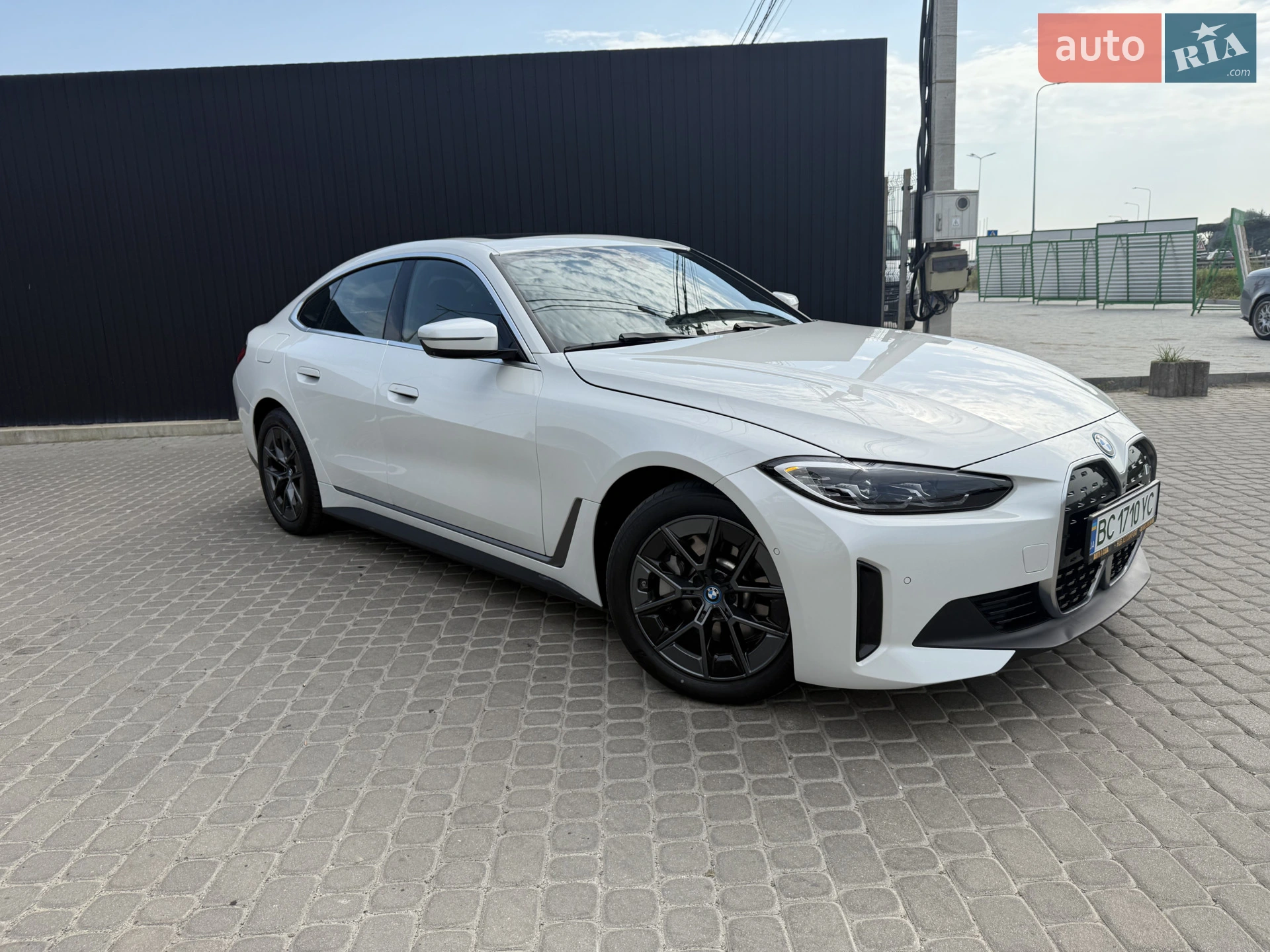 2023 BMW i4 - мініатюра 17