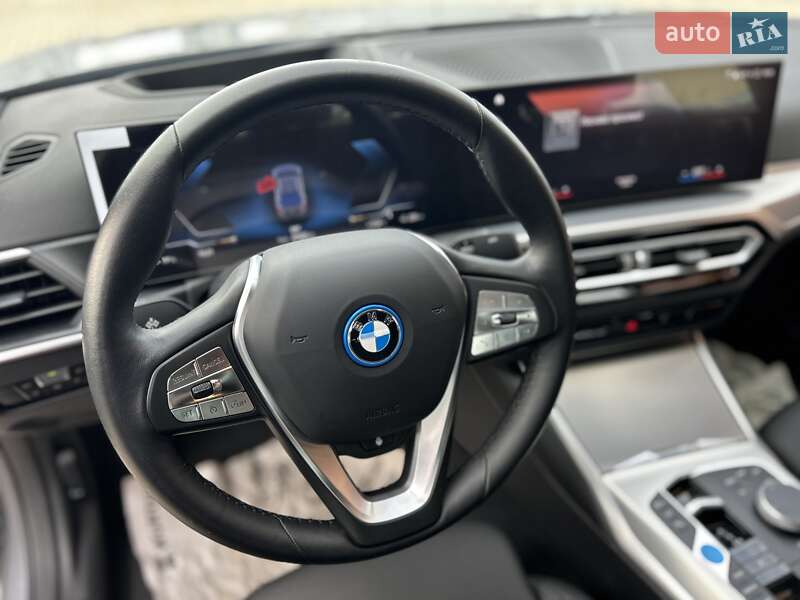 Купе BMW i4 2023 в Львові