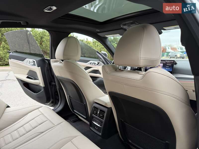 Купе BMW i4 2022 в Киеве