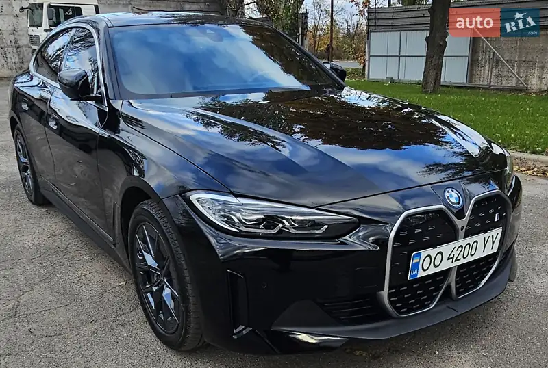 BMW i4 2023
