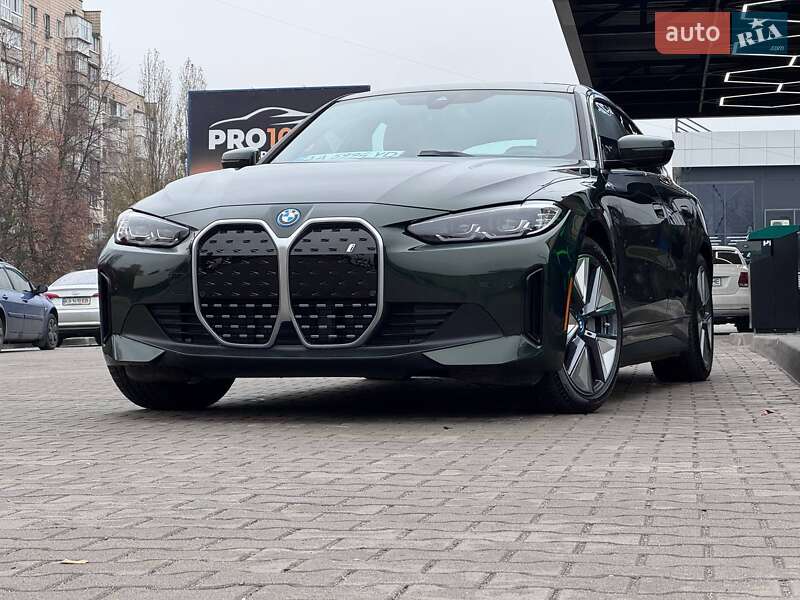 Купе BMW i4 2023 в Киеве фото 16 Купе BMW i4 2023 в Киеве