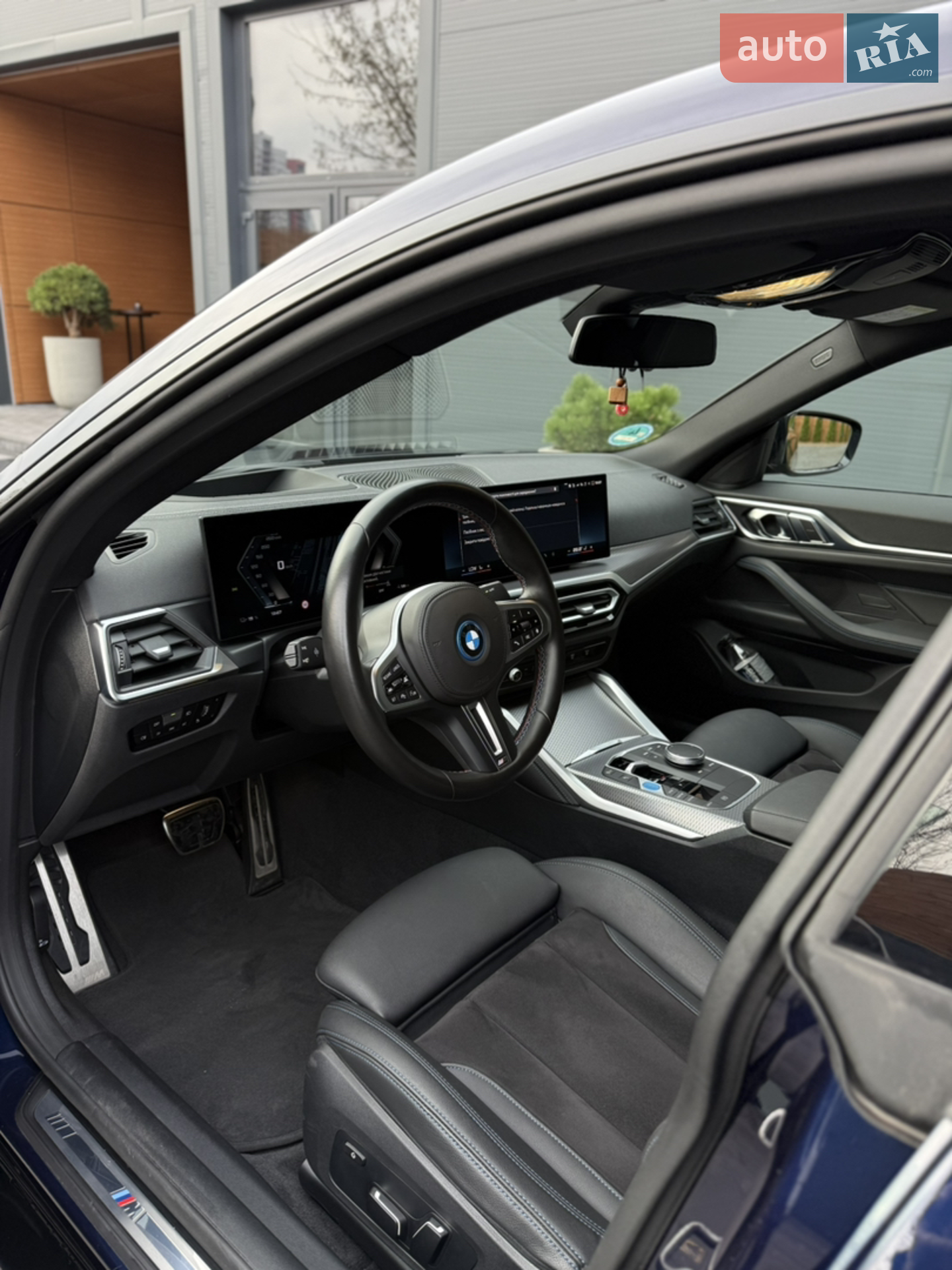 2023 BMW i4 - мініатюра 11