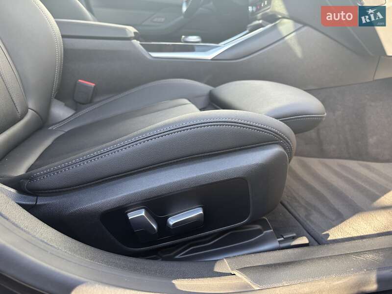 Купе BMW i4 2023 в Дрогобыче