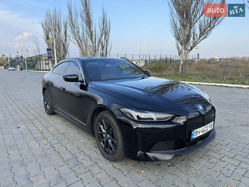 Купе BMW i4 2024 в Измаиле