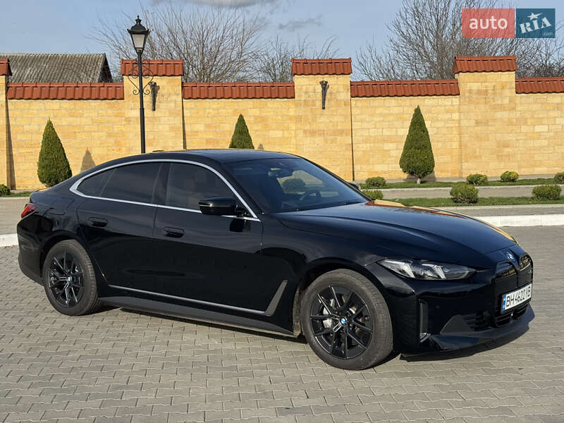 Купе BMW i4 2024 в Измаиле