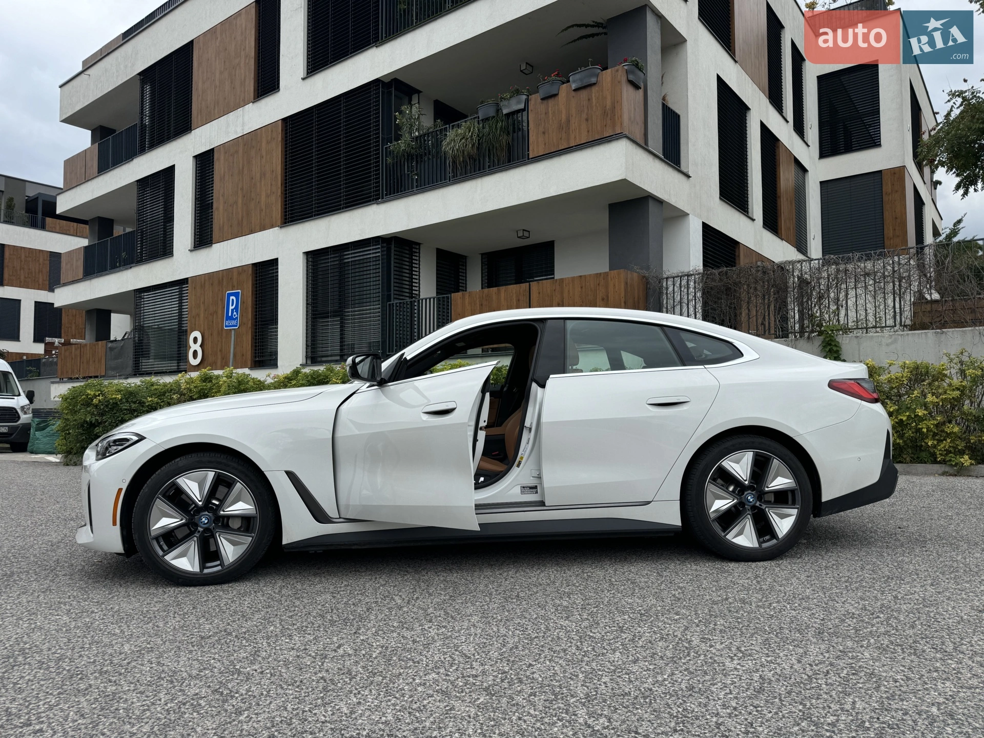 2023 BMW i4 - мініатюра 4