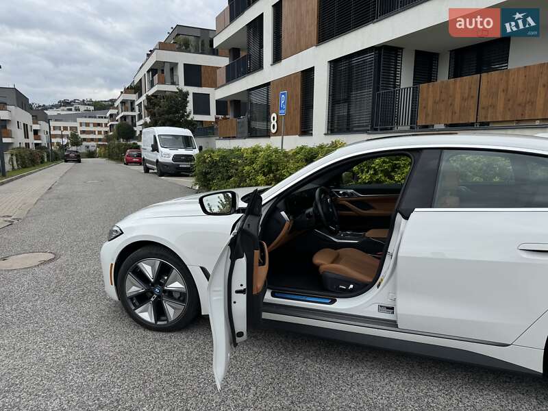 Купе BMW i4 2023 в Ужгороде