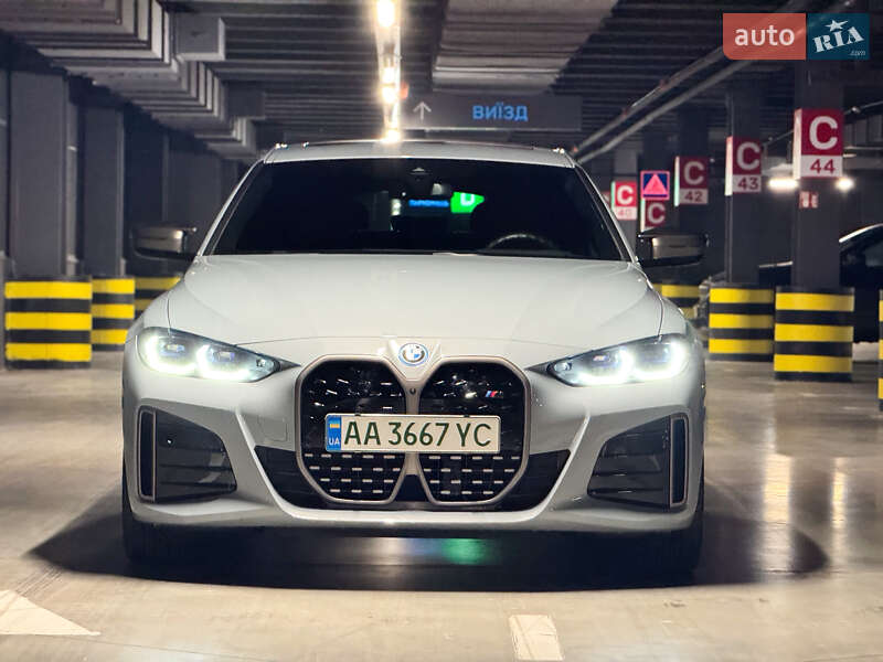 Купе BMW i4 2023 в Киеве фото 4 Купе BMW i4 2023 в Киеве