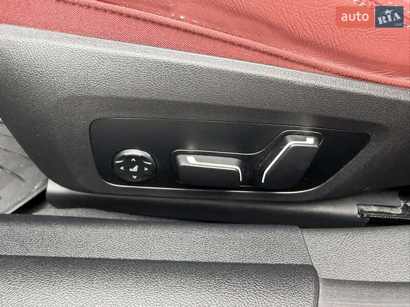 Купе BMW i4 2024 в Киеве фото 25 Купе BMW i4 2024 в Киеве