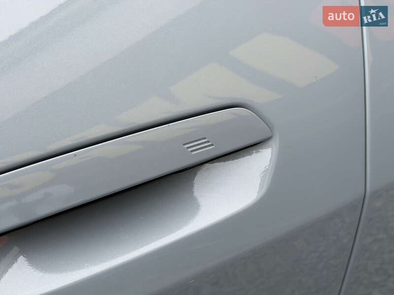 Купе BMW i4 2024 в Киеве фото 39 Купе BMW i4 2024 в Киеве