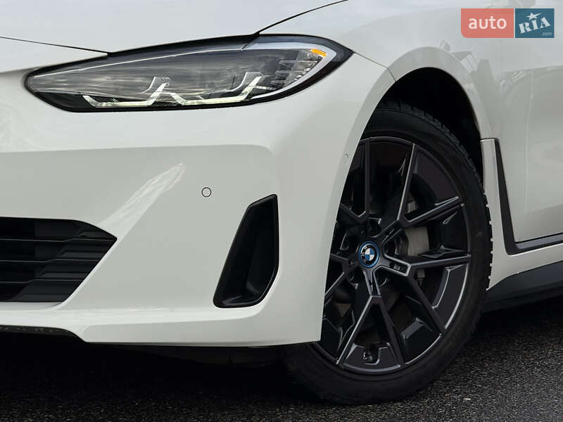 Купе BMW i4 2022 в Киеве фото 5 Купе BMW i4 2022 в Киеве