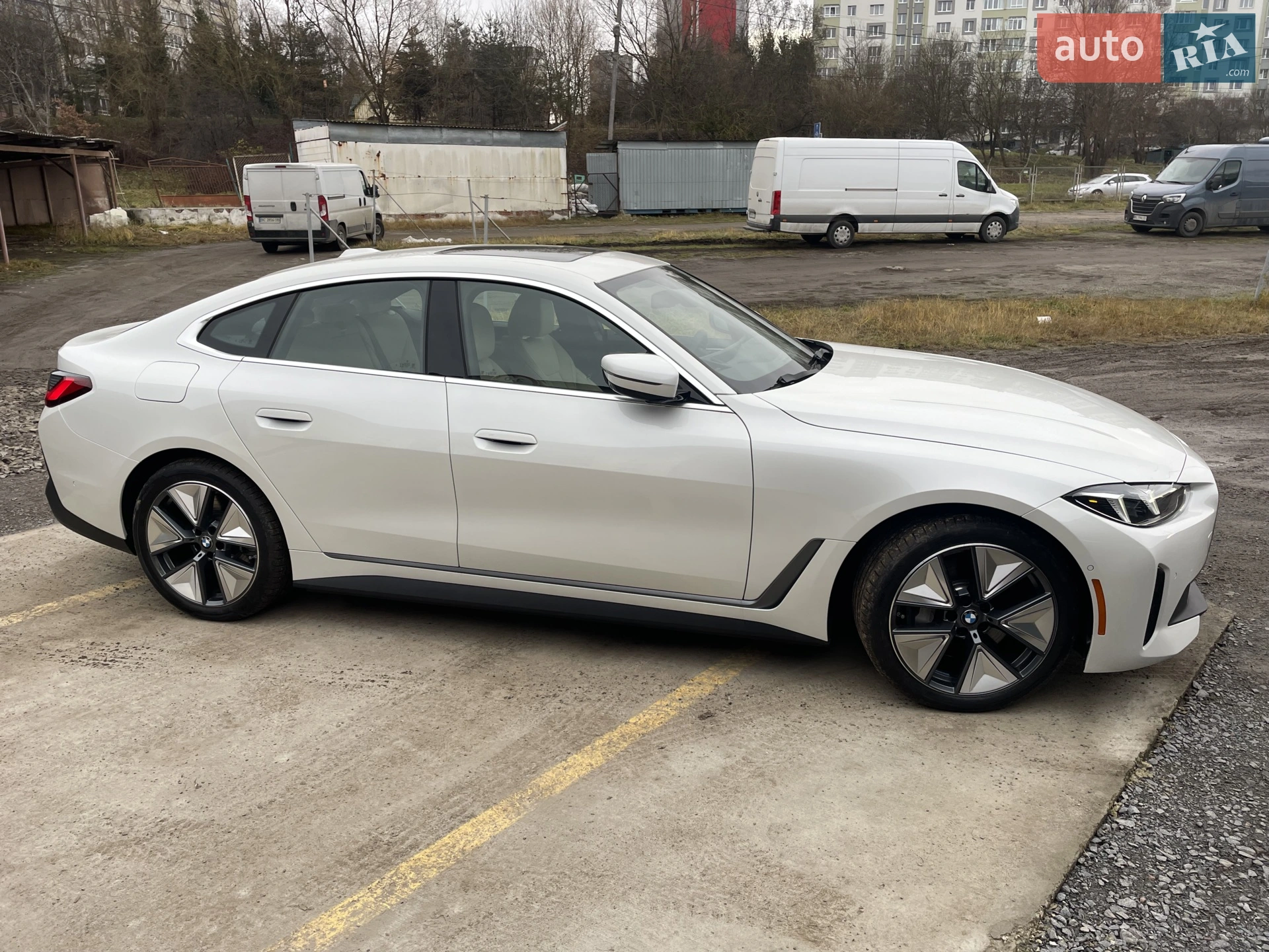 2025 BMW i4 - мініатюра 13