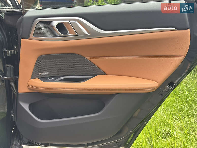 Купе BMW i4 2022 в Львове