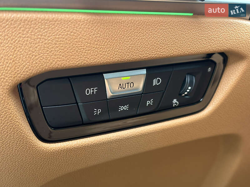 Купе BMW i4 2022 в Львове