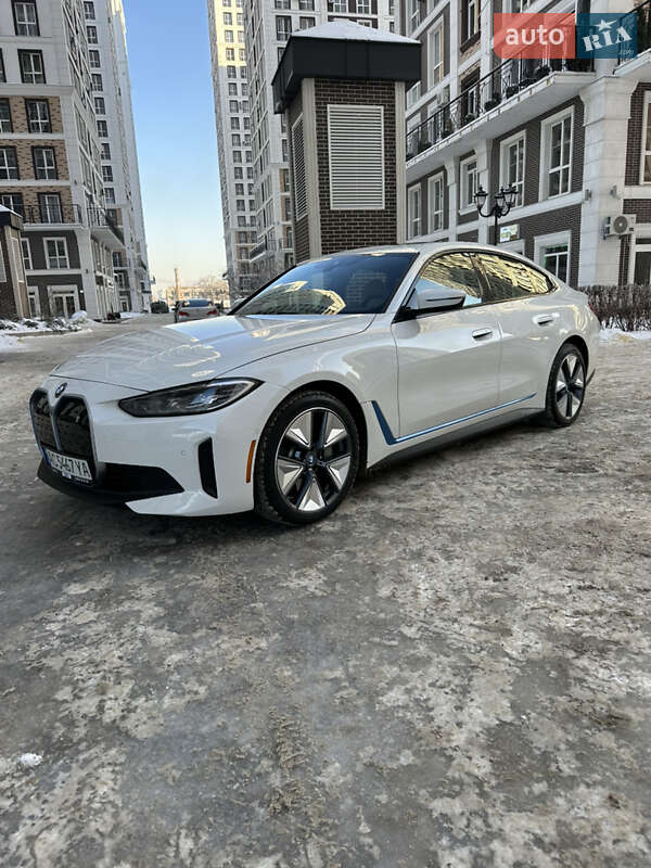 Купе BMW i4 2022 в Киеве