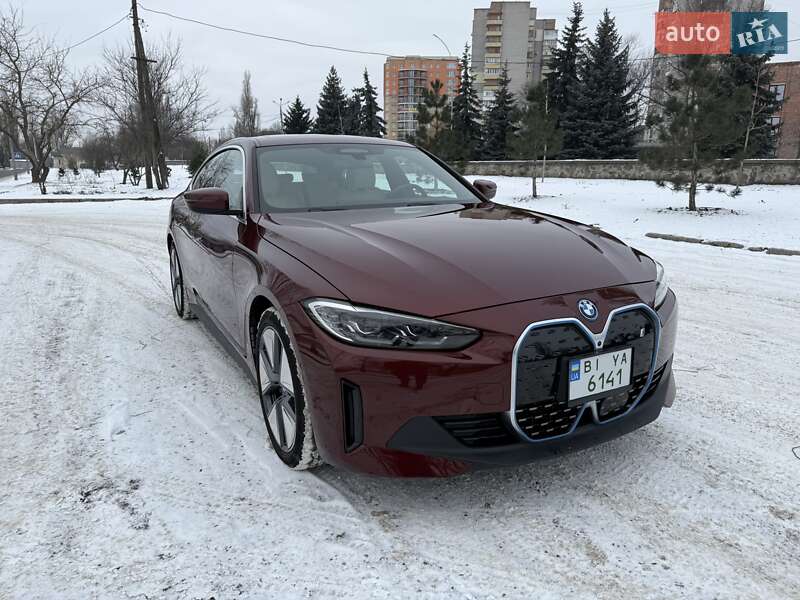 Купе BMW i4 2023 в Кременчуге
