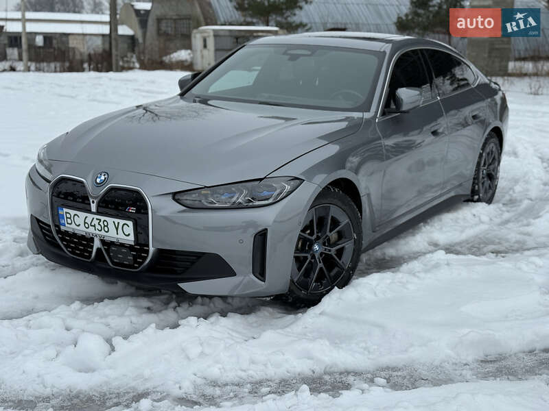 Купе BMW i4 2022 в Самборе