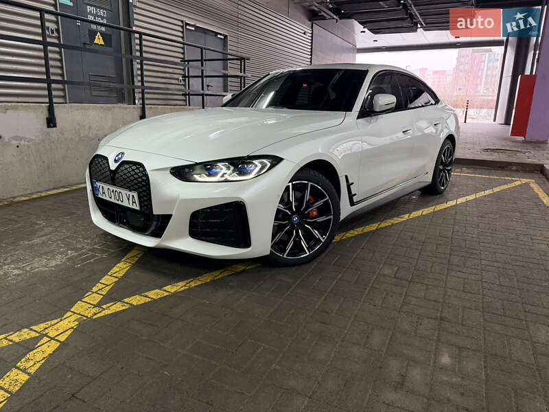 Купе BMW i4 2023 в Киеве